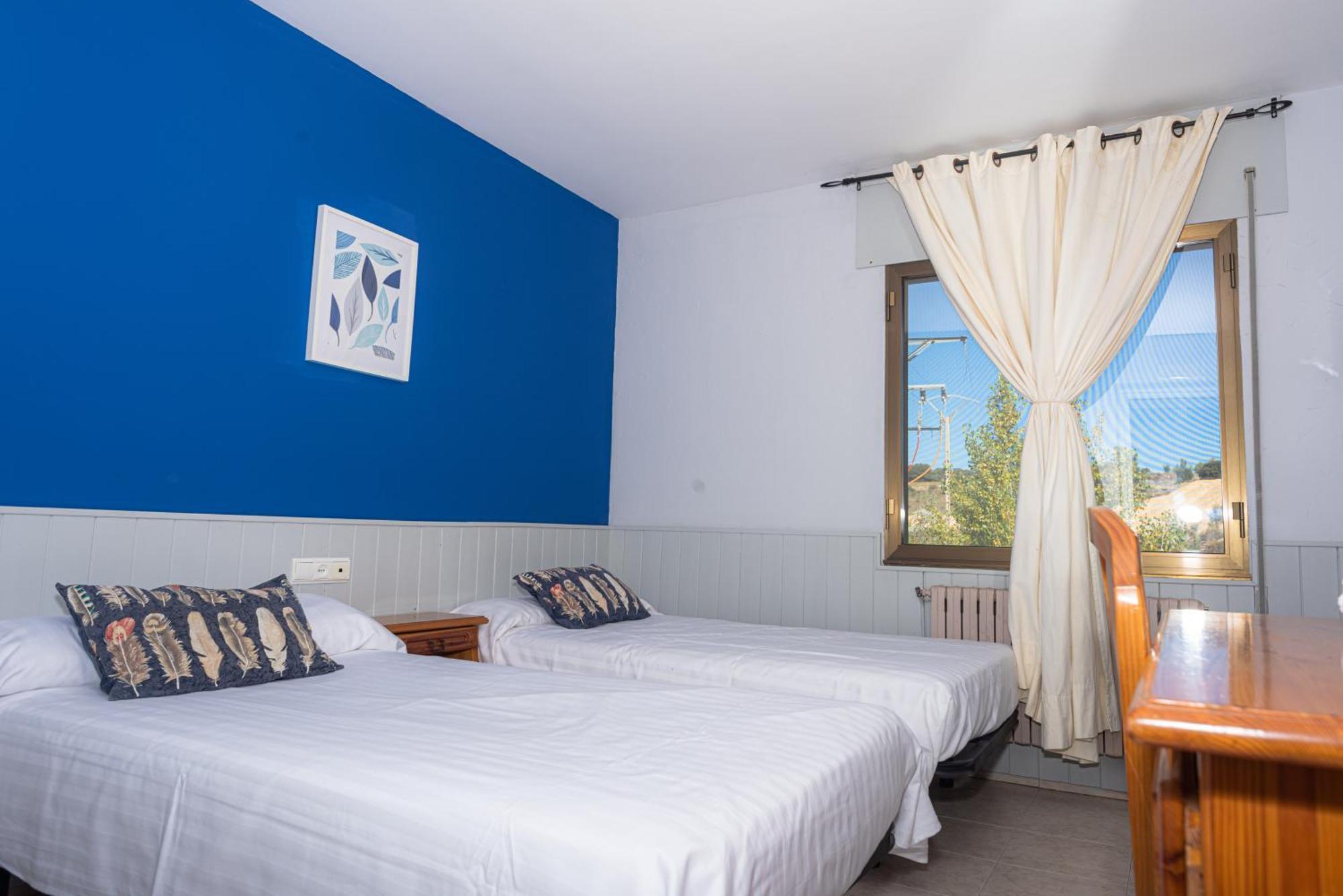 Hostal Venta De Valcorba Сория Екстериор снимка